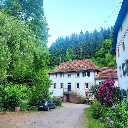 La Demeure Des Forges *