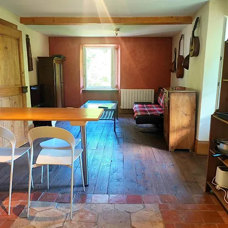 La Demeure Des Forges Apartment
